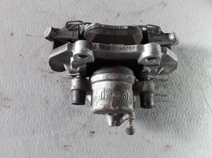 Ford C-MAX (2010–2026) Eesmine pidurisadul 813 - 3