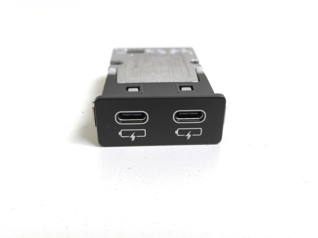 BMW X3 G01 (2017-2024) Additional Music Player Connectors 8711938, 84108711938 24796689
