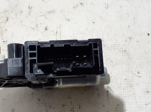 VOLVO XC60 (2017–2026) Hinterer Seitentür-Fensterhebermotor 966264 - 2