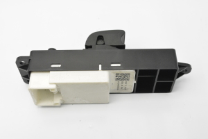 Mazda 6 (2007–2012) Schalter el. Fensterheber hinten GDK466380A - 3