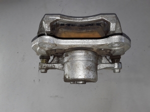 Hyundai Tucson (2015–2026) Front brake caliper 58110D7500 - 2