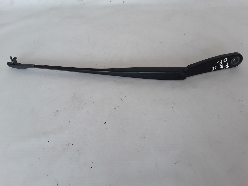 BMW 5 Series F10/F11 (2009-2017) Front Wiper Arms 7203156, 61617203156 21080246