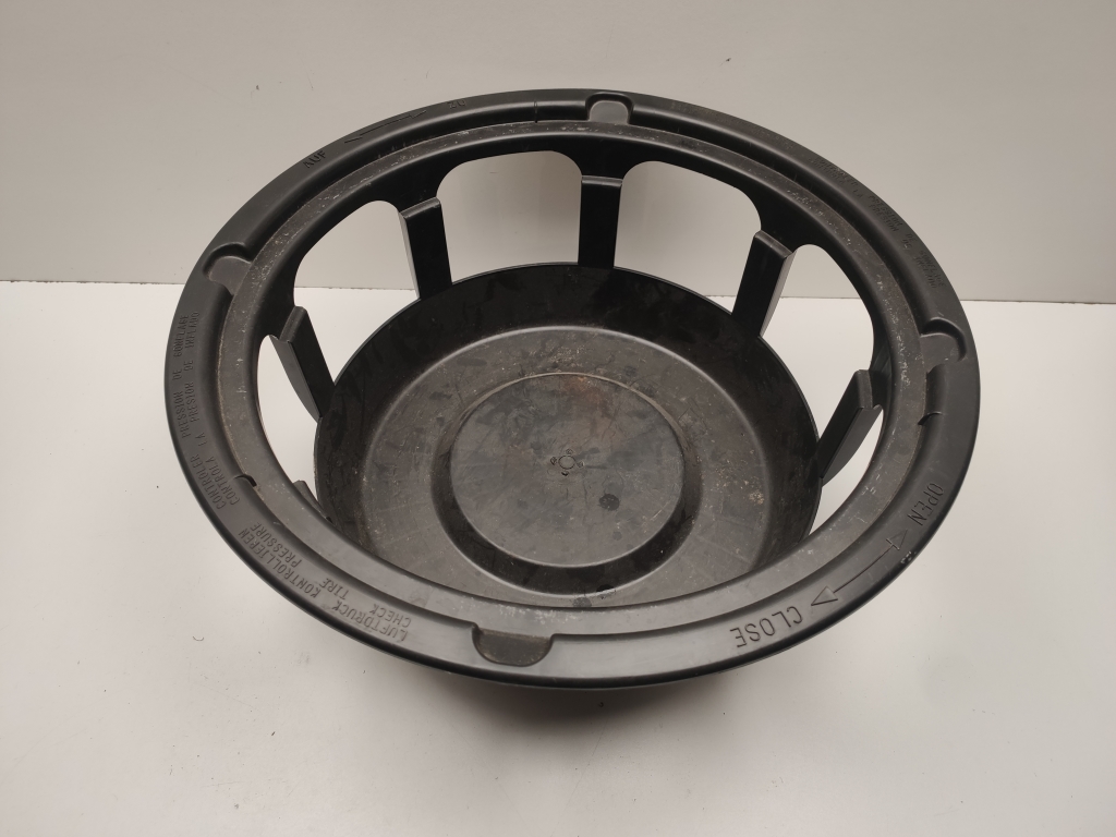 Mercedes Benz CL-Class 215 (1999–2006) Reserveradhalterung A2208980007 Mercedes Benz CL-Class 215 (1999–2006) Reserveradhalterung A2208980007