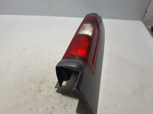  Rear corner lamp 