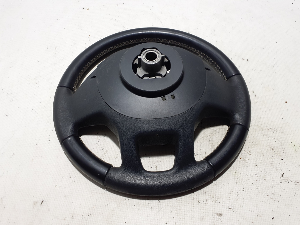 RENAULT Trafic 3 generation (2014-2023) Steering Wheel 484008352R 24851929