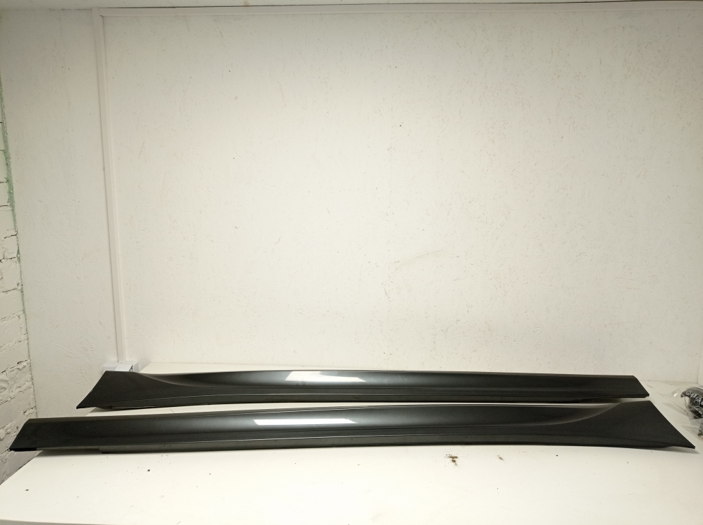 BMW 1 Series F20/F21 (2011-2020) Right Side Plastic Sideskirt Cover 51778051035 24823279