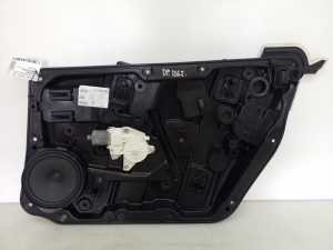 Mercedes Benz A-Class 176 (2012–2018) Priekšējo durvju logu pacēlājs un tā daļas A1767206600 - 2