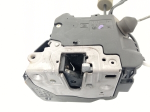 Mercedes Benz CLS-Class 219 (2004–2010) Esiukse lukk A2197200235 - 3