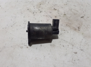  EGR valve 