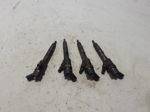  Fuel injector 