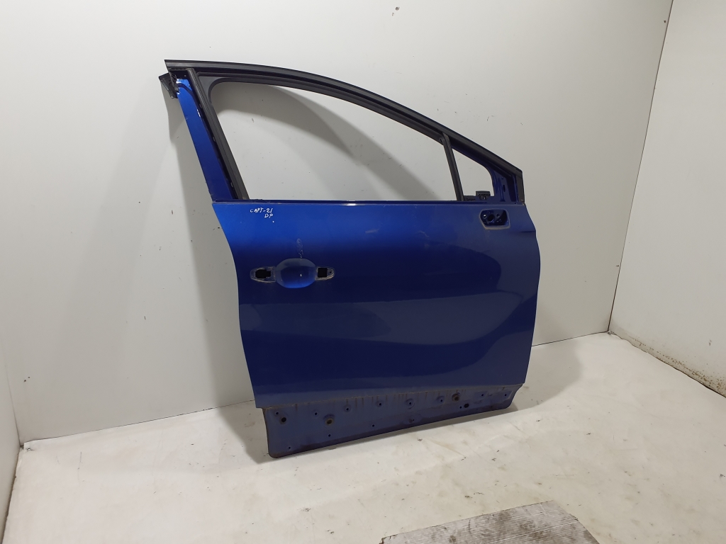 RENAULT Captur 2 generation (2019-2023) Front Right Door 801005317R 24863774