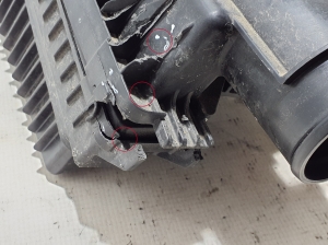 RENAULT Captur (2019–2026) Luftfiltergehäuse 165008735R - 3