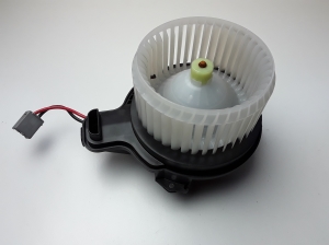 Ford Focus (2018–2026) Heizungsgebläsemotor JX6A19846 - 3