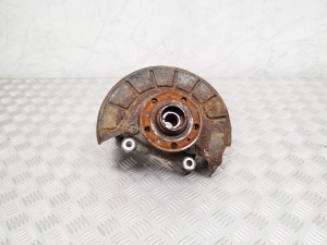 Front wheel hub - 