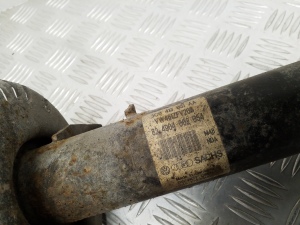 Volkswagen Passat B6 (2005–2010) Stoßdämpfer vorne 3C0413031AA - 2