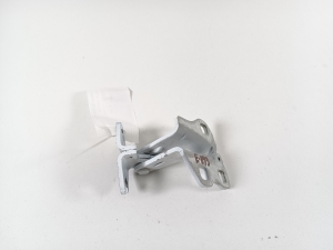 Tesla Model 3 3 (2016–2024) Front door lower hinge 1101036-00-G - 2