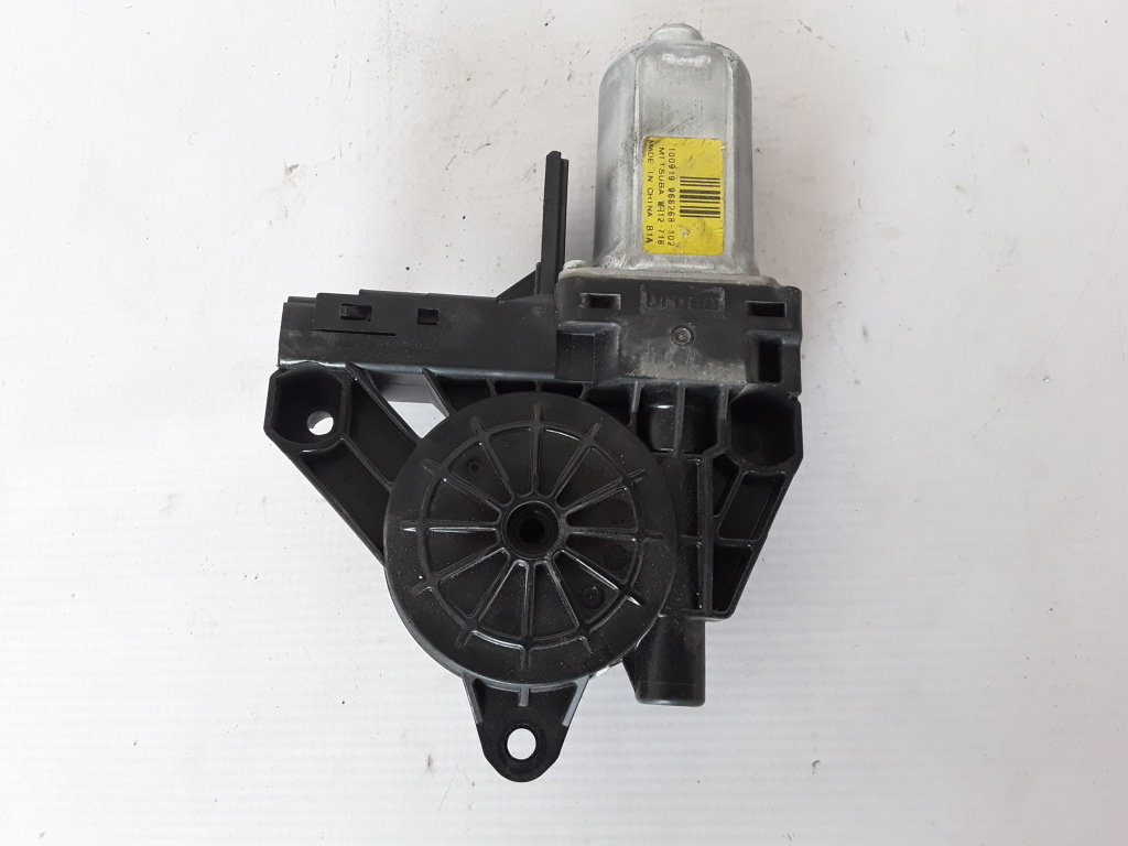 VOLVO XC60 1 generation (2008-2017) Front Left Door Window Regulator Motor 31253061 21080235