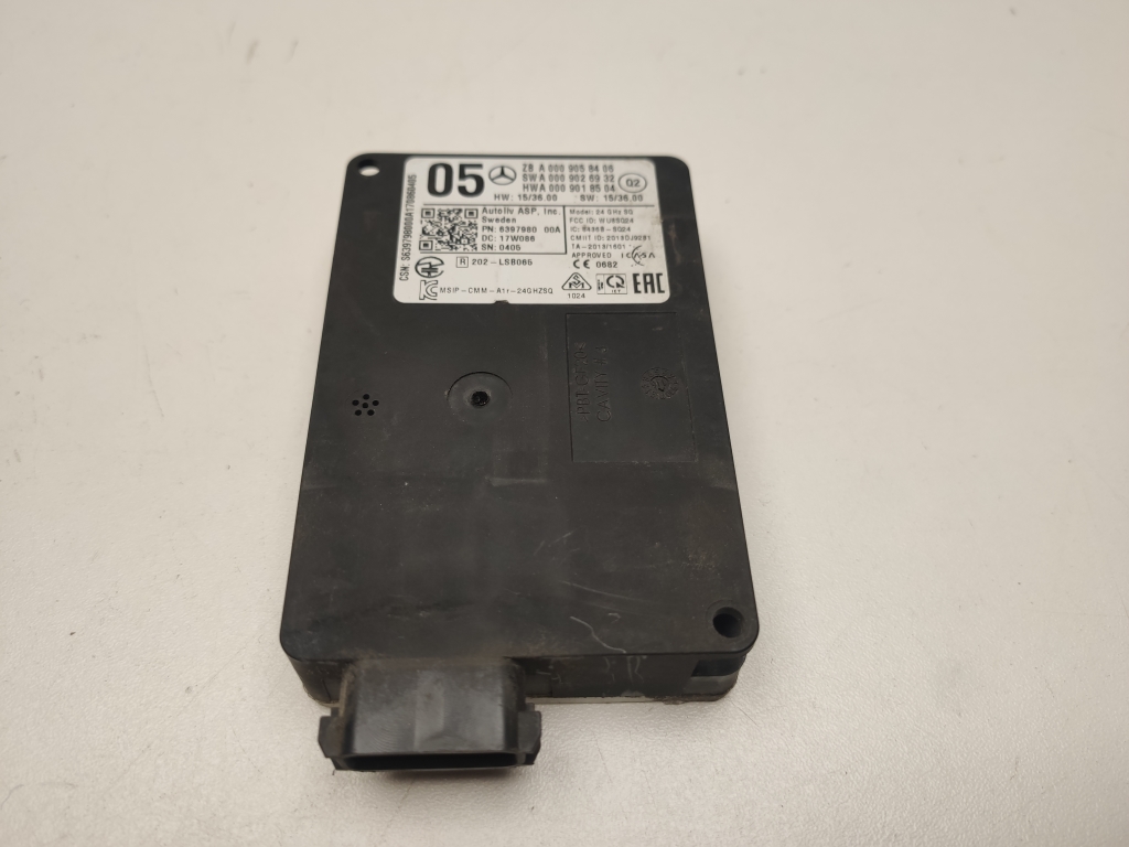 Mercedes Benz CL-Class 215 (1999–2006) Pimeda nurga radar Distronic A0009058406 Mercedes Benz CL-Class 215 (1999–2006) Pimeda nurga radar Distronic A0009058406