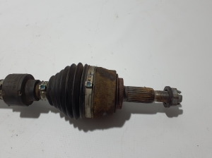 RENAULT Captur (2019–2026) Front drive shaft and its parts 391005070R - 2