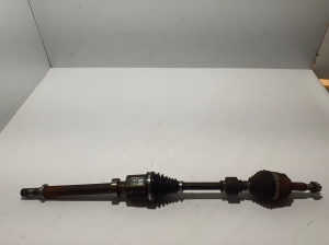   Front drive shaft and its parts  - 391005070R 