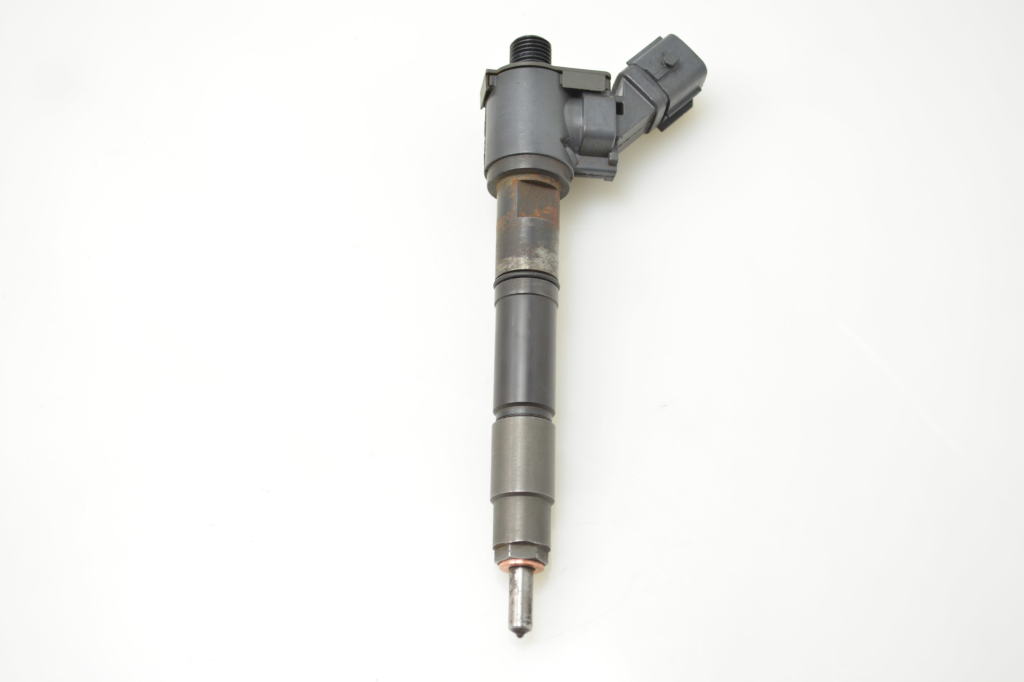 VOLVO V60 1 generation (2010-2020) Injector de combustibil VEA132370010AAB 24974003