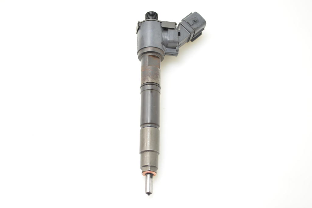 VOLVO V60 1 generation (2010-2020) Injector de combustibil VEA132370010AAB 24973998