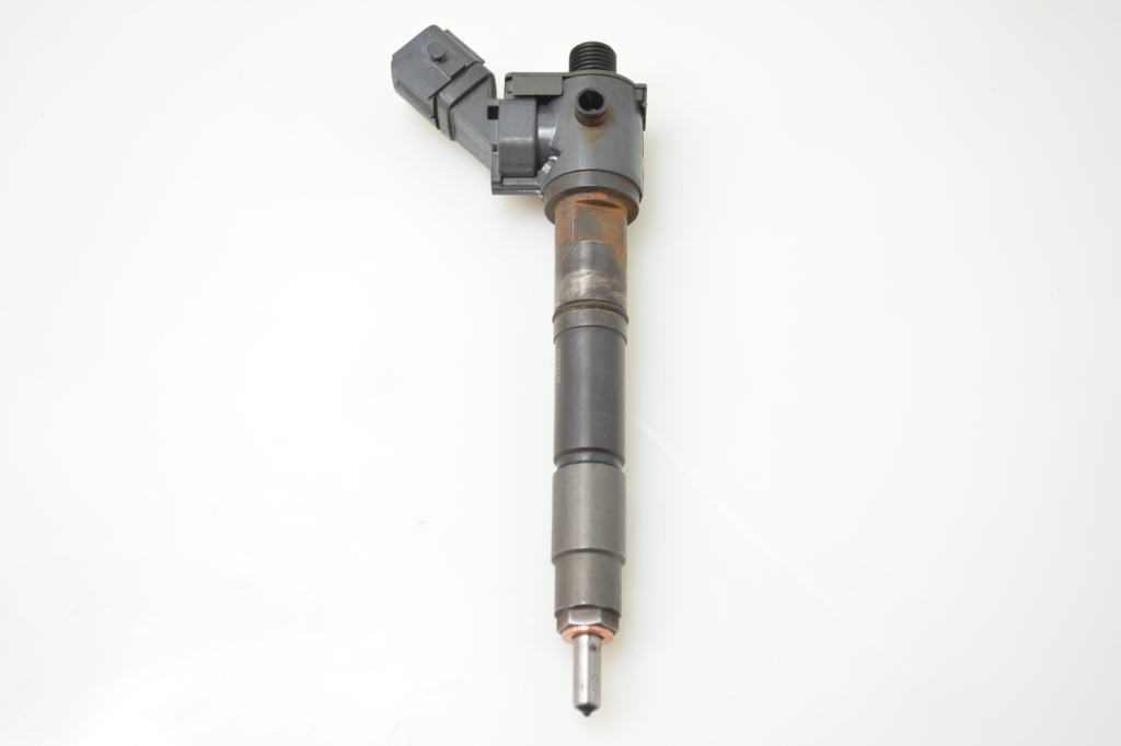 VOLVO V60 1 generation (2010-2020) Injector de combustibil VEA132370010AAB 24973987