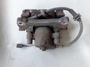 Alfa Romeo Giulietta (2010–2026) Front brake caliper - 2
