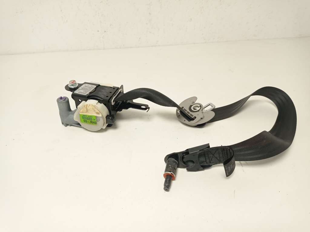 Kia Sportage (2010–2016) Front seat belt 888103U210 Kia Sportage (2010–2016) Front seat belt 888103U210