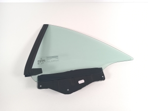 Rear quarter glass - A2306700110