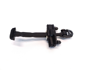VOLVO C 40 I (2022–2026) Rear side door opening limiter 31457263 - 4