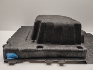 Mercedes Benz C-Class 205 (2014–2021) Pakiruumi vaip A2056941700 - 2