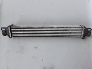   Intercooler radiator 