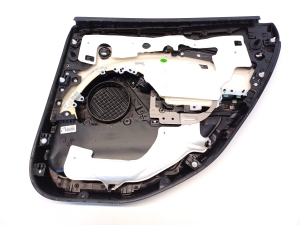 Ford Mustang Mach-E Mach-E (2020–2026) Tagumise küljeukse polster LJ8B-R27505-A - 2