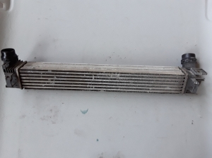  Intercooler radiator 