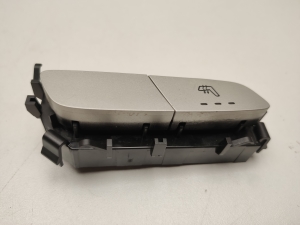 Mercedes Benz C-Class 205 (2014–2021) Istmesoojenduse lüliti A2139057302 - 3