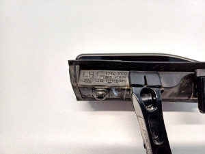 Ford Mustang Mach-E Mach-E (2020–2026) Front door exterior handle LJ8B-R22405-AFW - 3