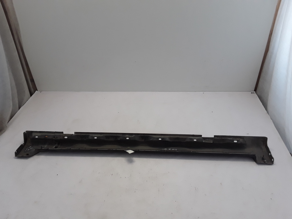 VOLVO S80 2 generation (2006-2020) Right Side Plastic Sideskirt Cover 30661132 21080227