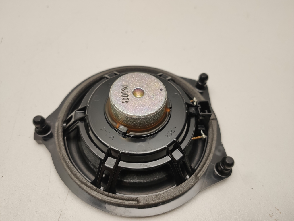 MERCEDES-BENZ C-Class W205/S205/C205 (2014-2023) Subwoofer A2058200902 24878745