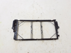   Conditioner radiator bracket 