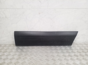 Front door molding - A9066900500