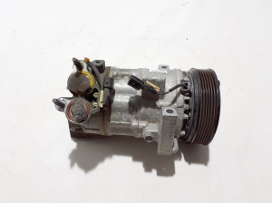  Air conditioner compressor 