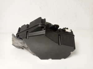 Kia Sportage (2010–2016) Speaker 963803W000 - 4