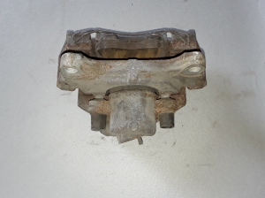 Volkswagen Golf VI (2008–2013) Eesmine pidurisadul 5U0615105B - 2