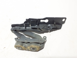 VOLVO S60 III (2018–2026) Kapoti hing 32277085 - 4