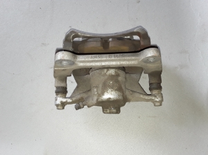 Volkswagen Tiguan (2017–2026) Front brake caliper 3C0615124 - 2