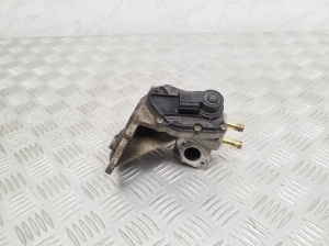  EGR valve 