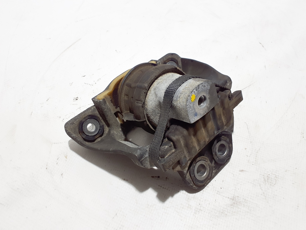 VOLVO S60 2 generation (2010-2020) Support moteur côté droit 32137494 24923349