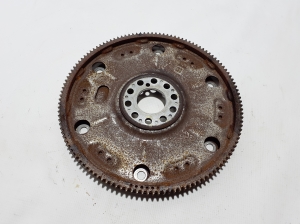  Clutch flywheel 