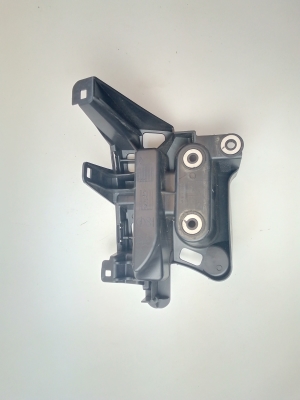 Opel Corsa F (2019–2026) Rear bumper bracket 39167901 - 3